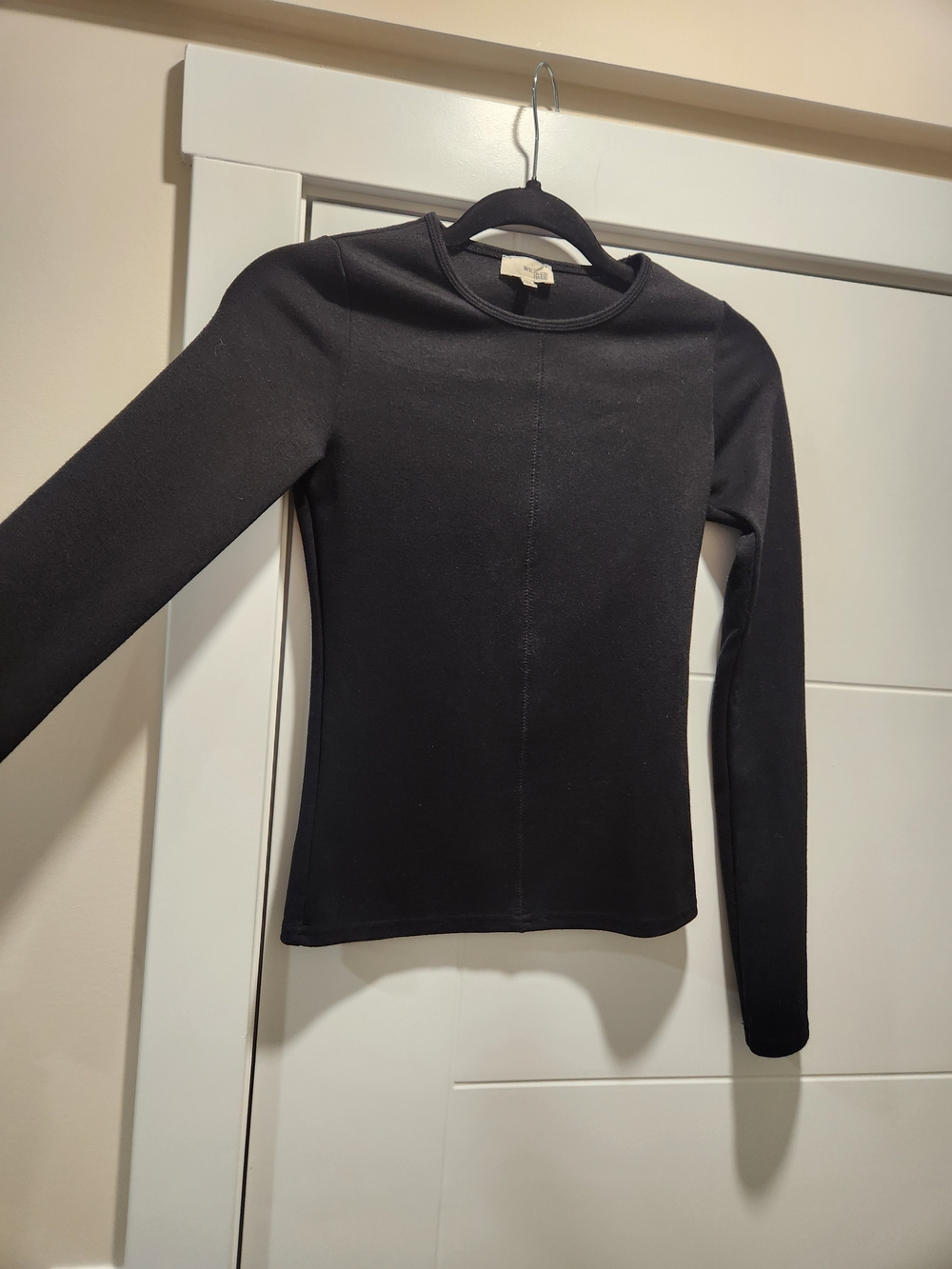 Wilfred Free Long Sleeve Black Top
